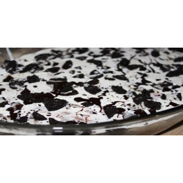 Ρίπλα πραλίνα  λευκή με τριμμένο μαύρο μπισκότο